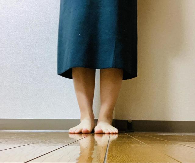 【GU（ジーユー）　スウェットライクハイネックニットワンピース（長袖）】低身長でも着やすいサイズ