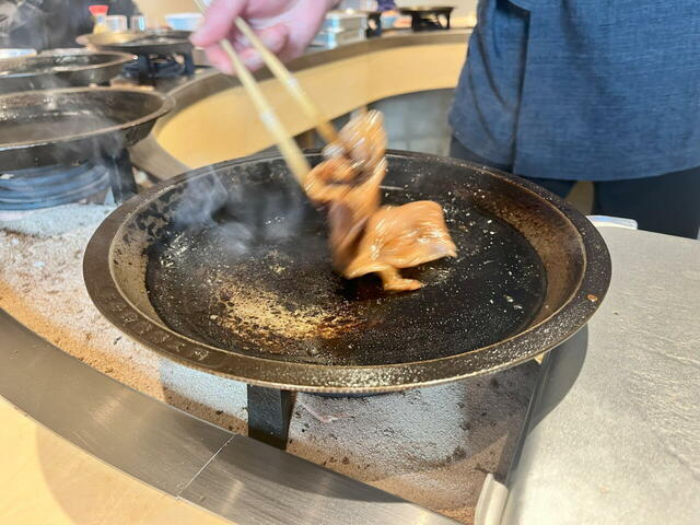 ひっくり返して……