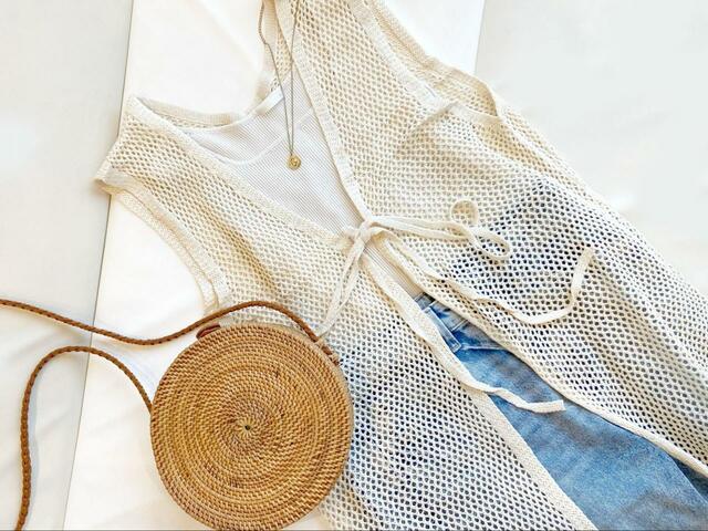 【maviru by KiraKiraShop wayメッシュワンピース】メッシュ×籠バッグは文句なしの組み合わせ！