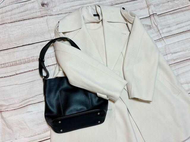 大人のホワイトコーデに合わせてみました♪