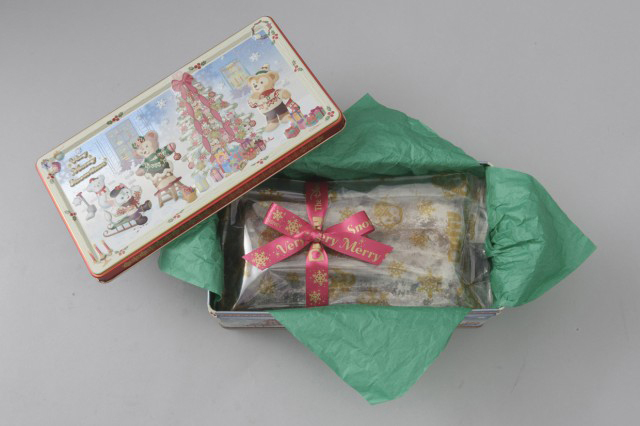2015ダッフィーのクリスマス「Very Merry Snowtime」フルーツケーキ　2500円　※12月1日発売