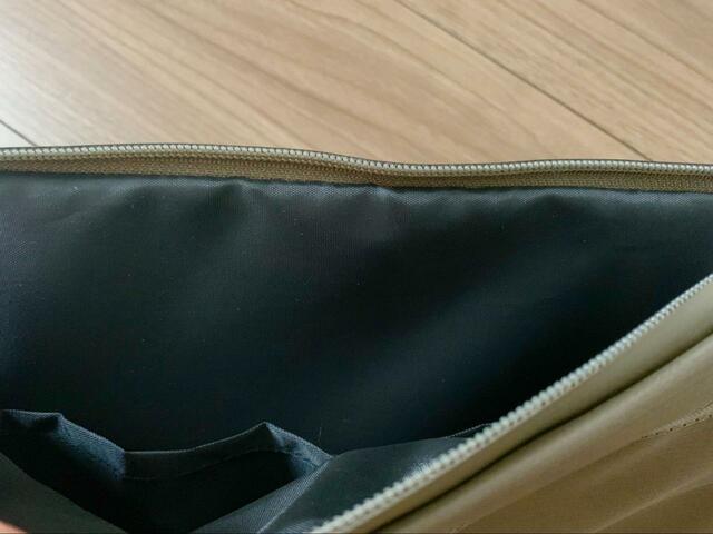 【ワークマン Wジョイントスクエアサコッシュ】ポケット内部もポリエステル製