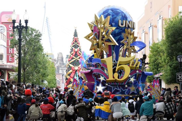 ユニバーサル・RE-BOOOOOOOON・パレード｜ユニバーサル・ワンダー・クリスマス｜ユニバーサル・スタジオ・ジャパン