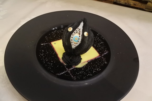 「JODORO ZMECKIS」