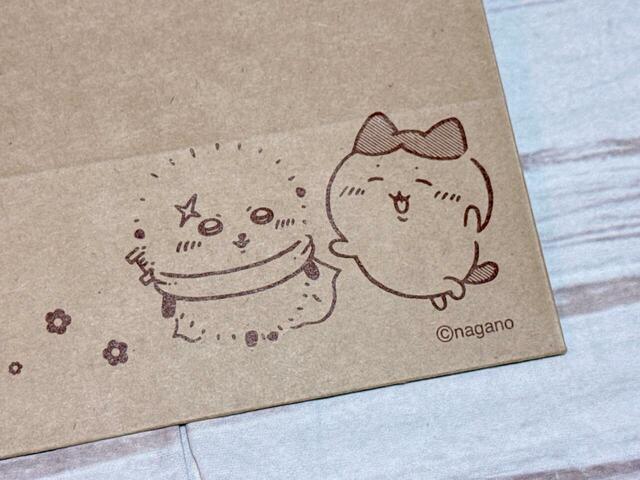 ハチワレ＆ラッコはブラウンカラーのプリント。師弟関係のふたり、尊すぎる〜！