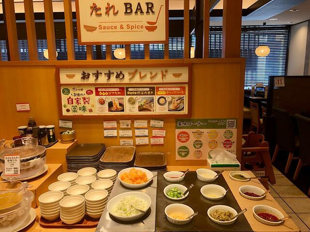 【しゃぶ葉　豚バラ　しゃぶしゃぶ食べ放題コース】】たれBARで好みのたれと薬味を思う存分盛り付けちゃいましょう