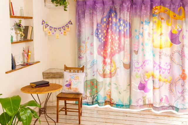 「ラプンツェルのランタンフェスティバル」をテーマにしたグッズ|東京ディズニーシー新テーマポート「ファンタジースプリングス」|販売店舗:東京ディズニーシー「エンポーリオ」|発売日:2024年5月28日(火)