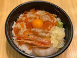 魚河岸千両　海老丼〜ユッケ風　2,850円（税込）
