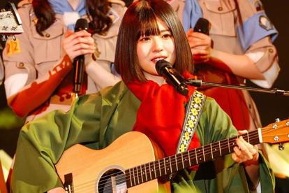 AKi 日向坂46 松田好花 「ひなくり2021」サンタ衣装 ヒキ サイン AKi 日向坂46 松田好花 「ひなくり2021」サンタ衣装 ヒキ サイン