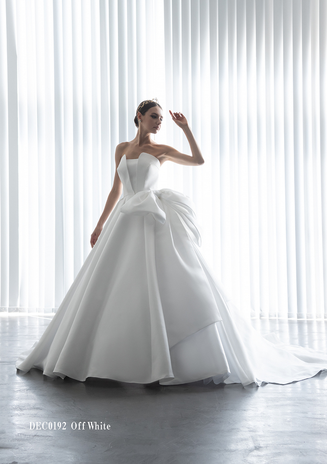 新作ウェディングドレスコレクション「Clef a decor-クレアデコール」DEC0192_Offwhite