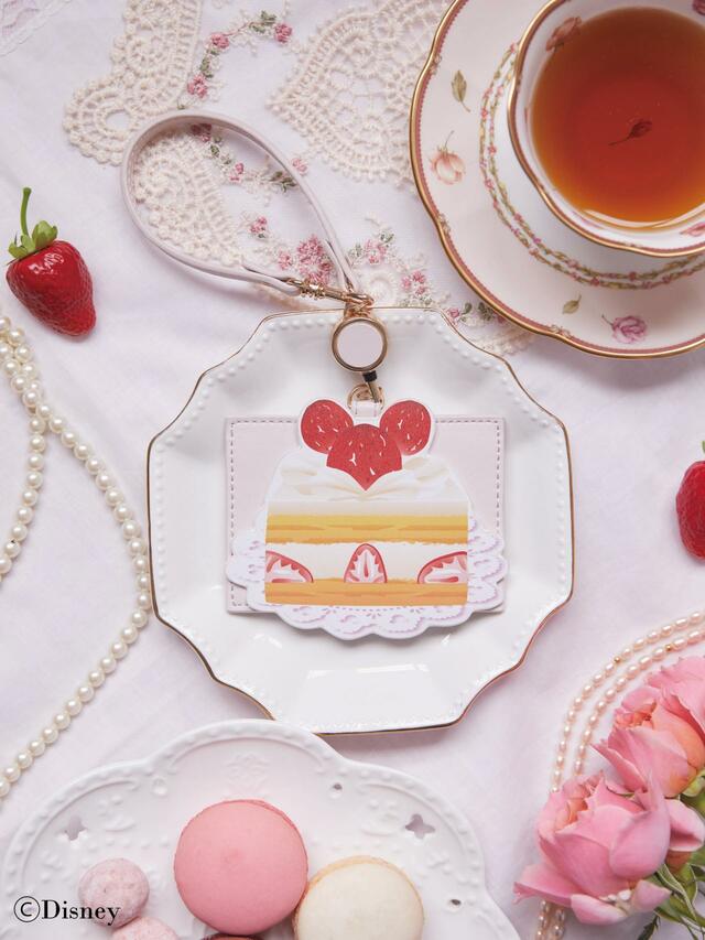 Mickey Mouse/ショートケーキパスケース|¥4,400