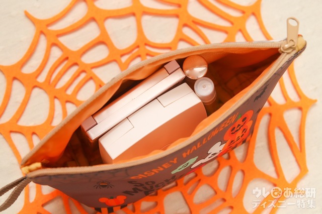 スーベニアポーチ プラス ¥700｜コスメポーチに