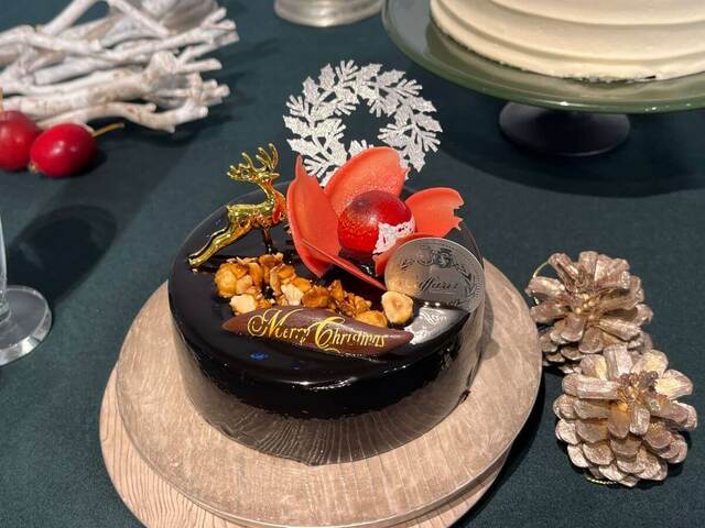 カファレル「ナターレチョコラート」直径12×高さ5cm 4,590円