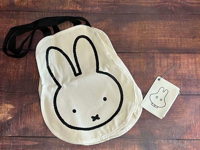 【sweet（スウィート）4月号増刊：付録はmiffy（ミッフィー）のトートバッグ＆パスケース】シンプルながらもインパクトがあるセット♪