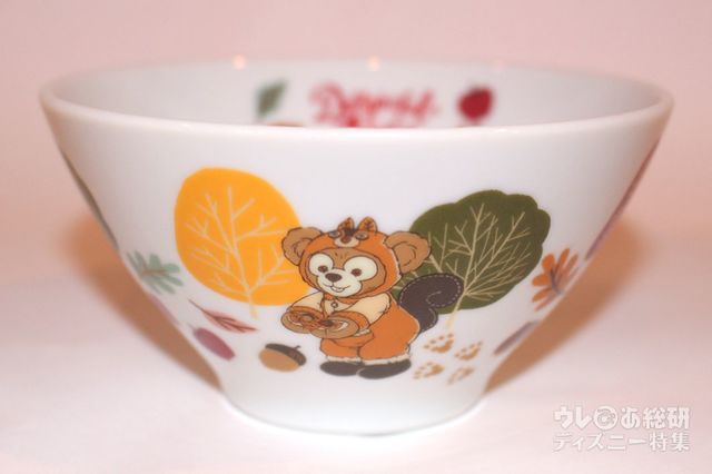 「ダッフィーたちの秋のぼうけん」茶わんセットの茶わん