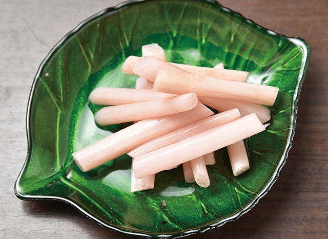 絶品!「酒場カレー」厳選5／自由人酒場（高円寺）　    はすの芽～茎の梅和え～ 400円