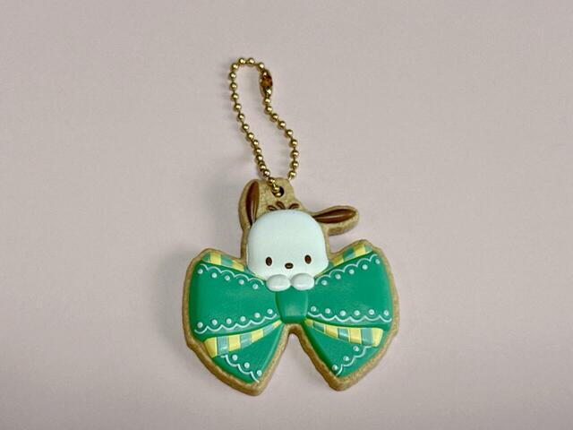 鮮やかなグリーンのリボンがポチャッコらしくてかわいいです！【SANRIO CHARACTERS クッキーチャームコット2】