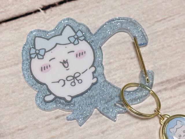 カラビナ自体がリボン型になっています！