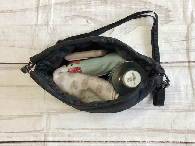 ちょっとしたお出かけの際の荷物がちょうど入り、日常使いにぴったり!