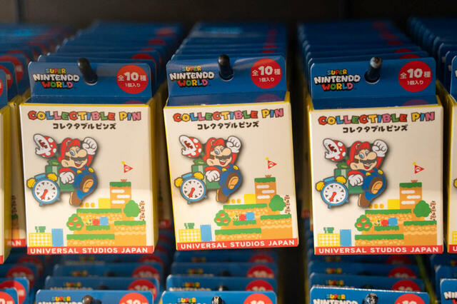 コレクタブルピンバッジ