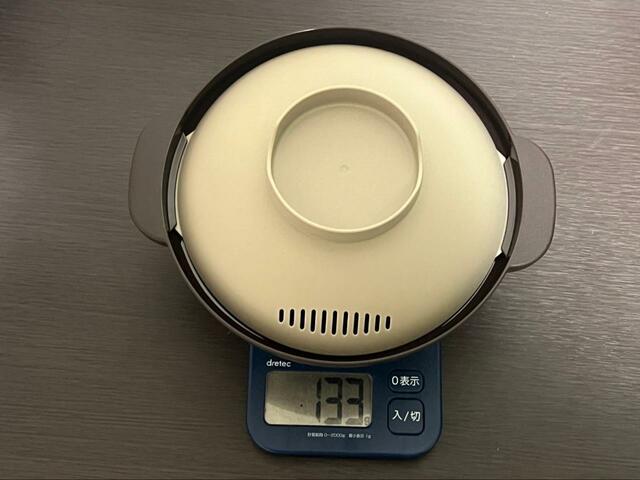 【MIクリエーションズ レンジ調理鍋】133gという軽さ！お水を入れても持ち運びラクラク
