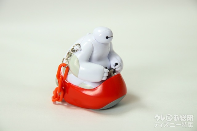 カラフルチョコレート、ミニスナックケース付き ¥850