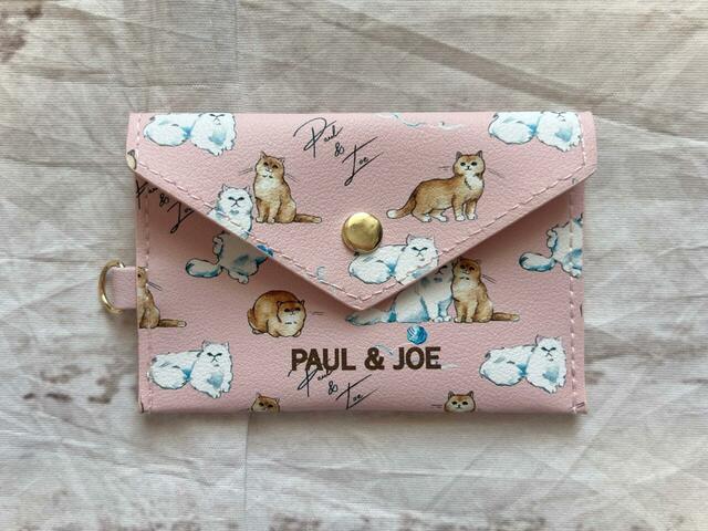 ジプシー＆ヌネットの総柄がキュートなカードケース