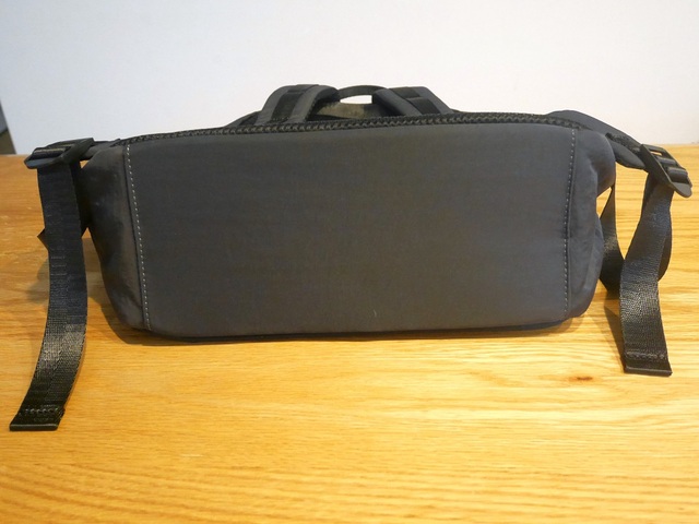 【ベルメゾン／モッテミー　荷物持ちリュック】サイズは約縦40×横30×奥行13.5cm。マチたっぷりで使いやすいサイズ感です