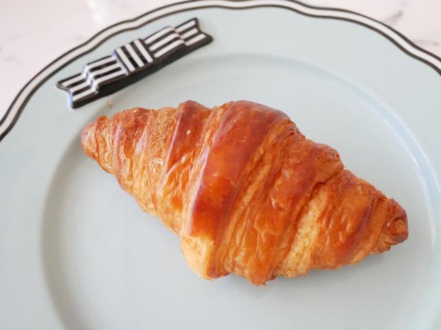 軽くトーストすると、サクッと食感が蘇ります／成城石井　発酵バターのミニクロワッサン　464円（税込）