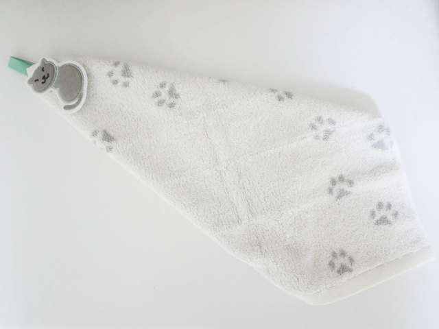 ケユカ　ループ付きハンドタオル　750円（税別）