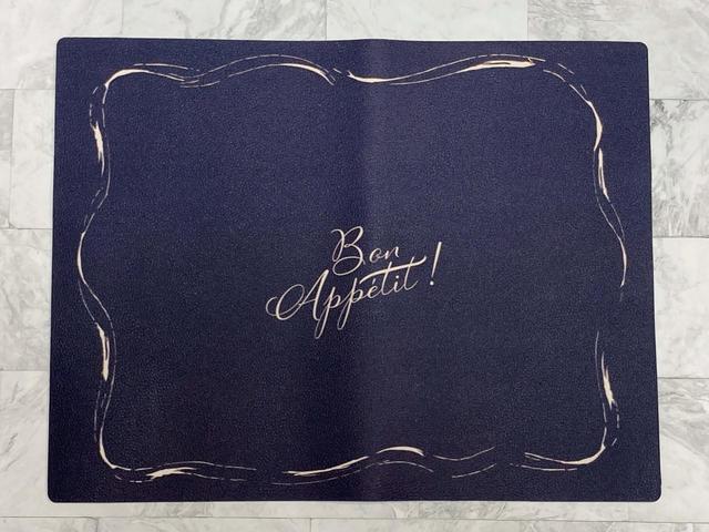 【ニトリ　デコホーム】PVCランチョンマット（WGレタード）／税込399円