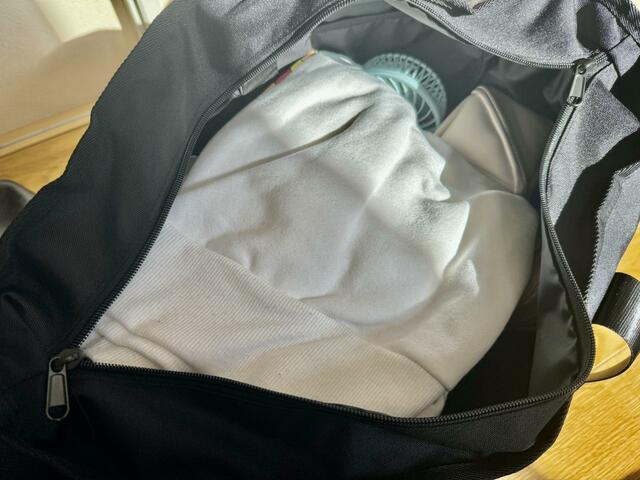 【ワークマン マルチポケット トートバッグ】1泊2日分の荷物を入れてみた