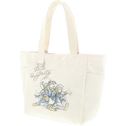 トートバッグ 4,600円｜スペシャルイベント「ディズニー・パルパル―ザ」第2弾「ドナルドのクワッキー・ダックシティ」スペシャルグッズ｜販売店舗：東京ディズニーランド「ディズニー&カンパニー」