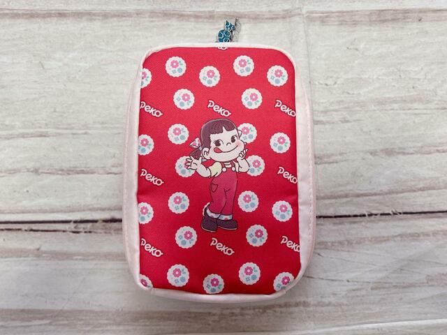 縦長のスリムなポーチ！