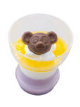 ブルーベリーのミルクプリン＆チーズムース、スーベニアカップ付き 1,400円｜東京ディズニーシー「ダッフィー＆フレンズのハートフェルト・レターズ・オブ・フレンドシップ」フードスーベニア