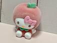 ちょこんと首を傾げたようなお座りポーズが、とにかくかわいすぎる…!