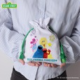 【セサミストリート新商品】「巾着」1,760円／コスメやガジェットなど使いやすい大きさ