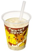 【ファミリーマート】「チョコバナナフラッペ（イーブイ・ピカチュウ）」350円／イーブイとピカチュウをイメージしたチョコバナナ味のフラッペ