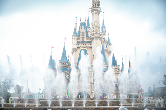 TDL「ジュディとニックのジャンピン・スプラッシュ」2019