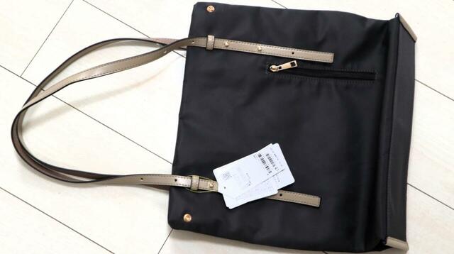 【ROPE PICNIC ショルダーリバーシブルトートバッグ】カラーはチャコール、ライトグレー、ベージュ系の3展開。サイズは幅32.5×高さ35.5×マチ8cmです