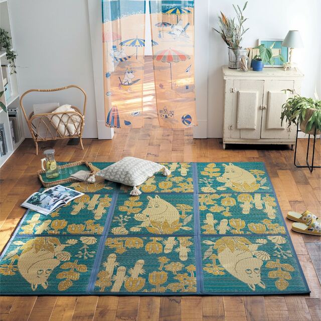 コンパクトにたためるウレタン入りのい草ラグ「ムーミン」｜￥ 7,990～12,900 （税込）