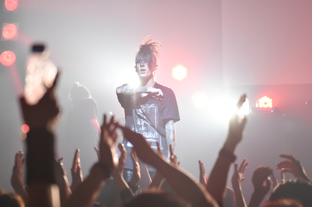 THE BLACK SWAN RENA/撮影・スズキメグミ