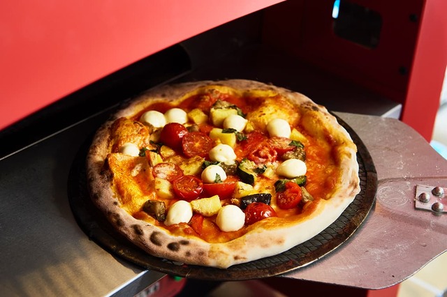 「こだわりの定番メニュー」＜期間：2025年12月20日～12月25日＞【心ときめくクリスマスメニュー＆こだわり料理がお出迎え！ホテルメトロポリタン「クリスマススペシャル ビュッフェ」で特別なひととき♪】