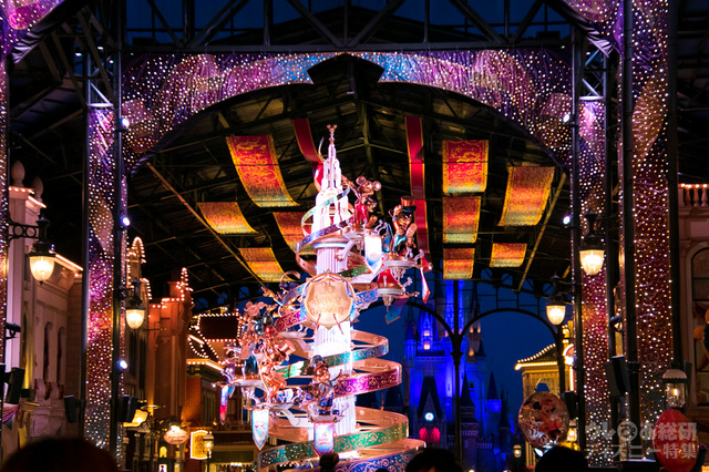 セレブレーションタワー