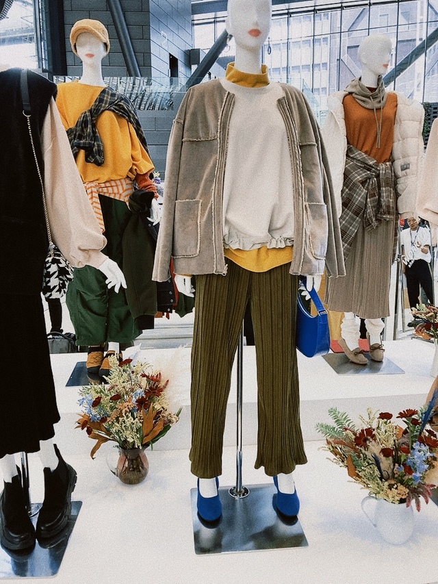 【ワークマン 雲の上パンプス スエード調】雲の上シリーズからの新作として登場した、スエード調のパンプス