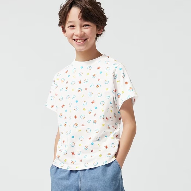 KIDS(男女兼用)グラフィックT(半袖) DORAEMON ¥990