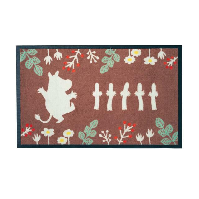 【ムーミン×ベルメゾンのおうちグッズ人気ランキング 8位】「泥落とし屋外玄関マット『ムーミン』」3,990～5,990円（税込）