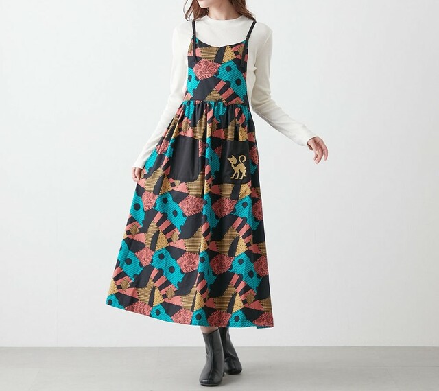 エプロン風ワンピース「ナイトメアー・ビフォア・クリスマス／サリー」｜￥ 6,990 （税込）