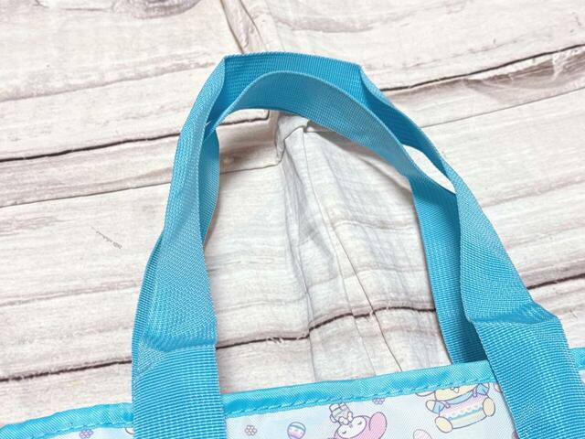 持ち手：（約）64cm。肩がけもできるため、たくさん買い物をした日でも持ち運びしやすいのがGood！