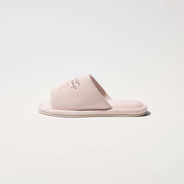 ユニクロ UT ディズニー ビーチトリップコレクション ルームシューズ ¥1,500